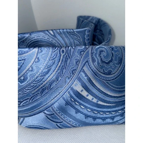 Eagle Shirtmakers Mens Blue Paisley 100% Silk Necktie Formal Business Tie - Picture 6 of 6
